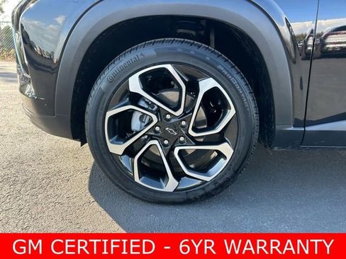 Used 2025 Chevrolet Trax RS w/ Sunroof Package image 9