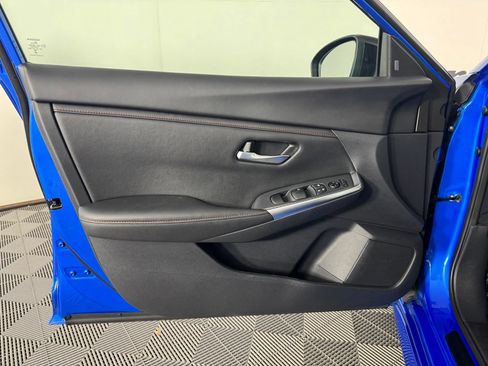 Used 2024 Nissan Sentra SR FWD image 10