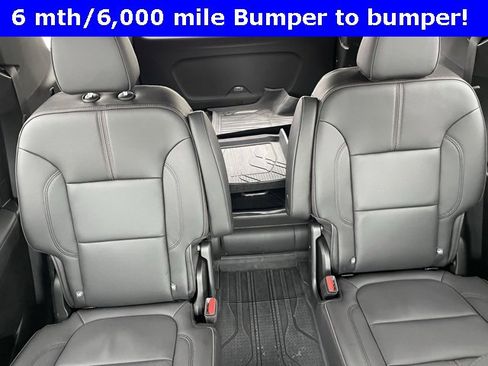 Used 2023 Chevrolet Traverse RS w/ LPO, Floor Liner Package image 31