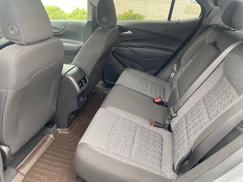 Used 2023 Chevrolet Equinox LT AWD/4WD image 23