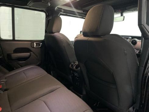 Used 2023 Jeep Wrangler Unlimited w/ Sun & Screen Package AWD/4WD image 21