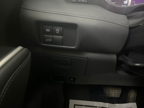 Used 2023 Toyota Highlander XSE image 60