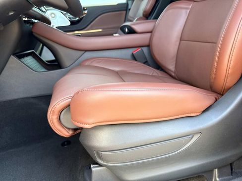 New 2025 Lincoln Aviator Reserve w/ Equipment Group 201A image 21