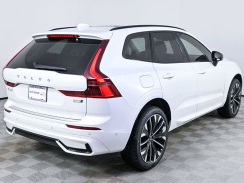 Used 2026 Volvo XC60 B5 Ultra w/ Protection Package Premier AWD/4WD image 28