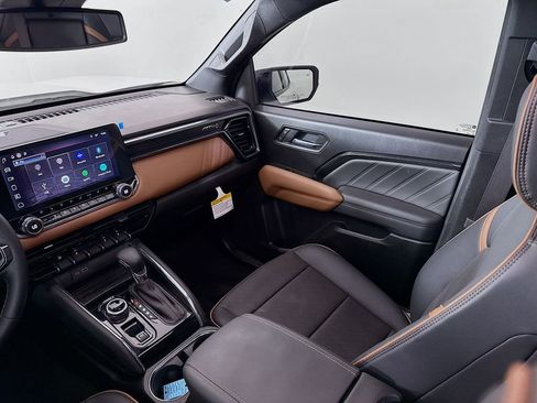 Used 2026 GMC Canyon AT4 w/ Technology Plus Package image 26