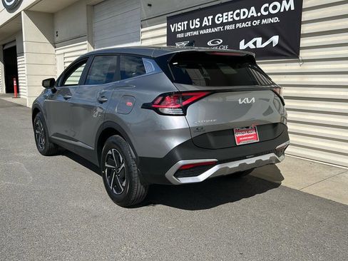 New 2025 Kia Sportage LX image 6