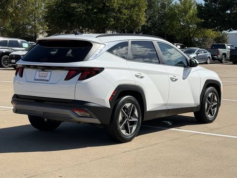 Used 2025 Hyundai Tucson SEL FWD image 4