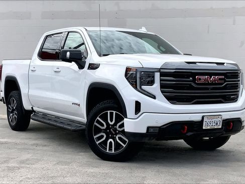 Used 2023 GMC Sierra 1500 AT4 w/ AT4 Premium Package AWD/4WD image 21