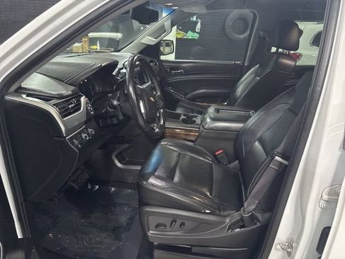 Used 2017 Chevrolet Suburban LT AWD/4WD image 12