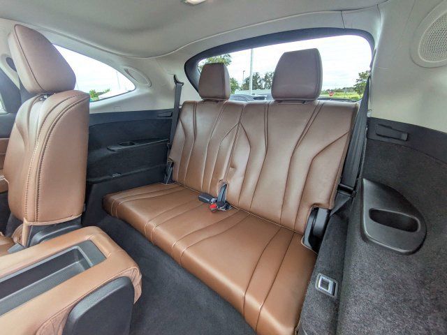 Used 2025 Acura MDX w/ Technology Package AWD/4WD image 15