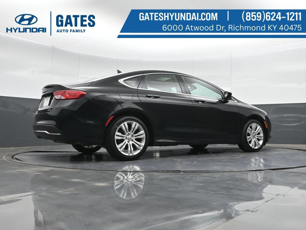 Used 2016 Chrysler 200 Limited w/ Anniversary Edition FWD image 38