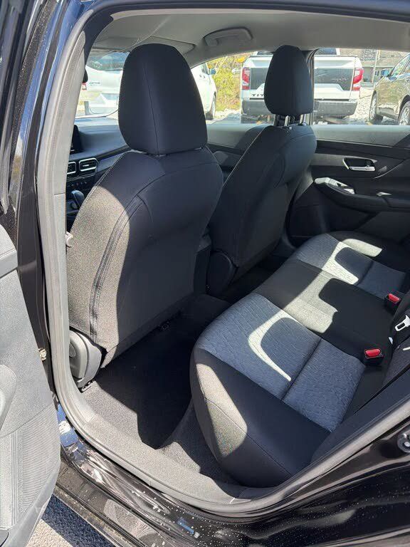 Used 2026 Nissan Sentra SV w/ SV Convenience Package FWD image 25