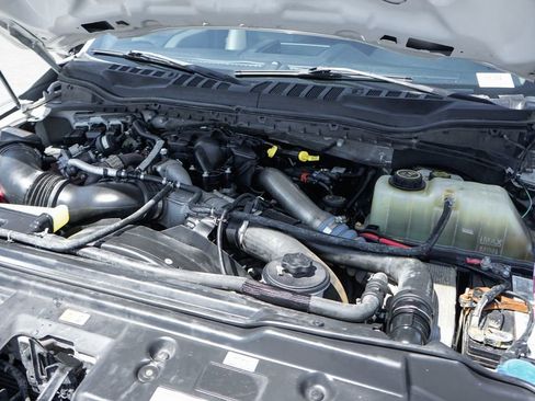Used 2019 Ford F550 2WD Crew Cab Super Duty image 13