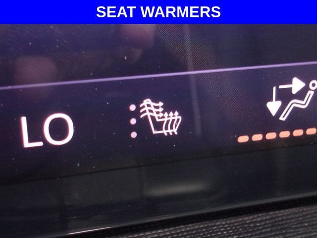 Used 2026 Buick Enclave Preferred w/ Power Package FWD image 10