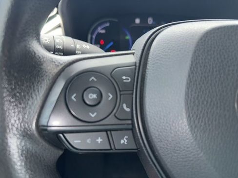 Used 2023 Toyota RAV4 AWD Hybrid image 35