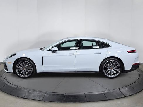 Certified 2025 Porsche Panamera 4 AWD/4WD image 2