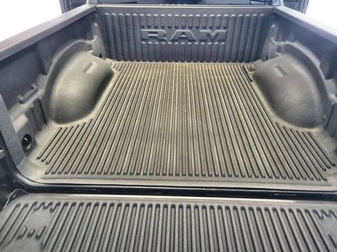 Used 2022 RAM 1500 Big Horn AWD/4WD image 23