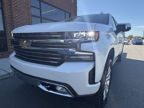 Used 2021 Chevrolet Silverado 1500 High Country AWD/4WD image 10