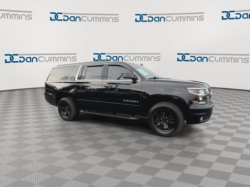 Used 2020 Chevrolet Suburban LT w/ Z71 Midnight Edition AWD/4WD image 2
