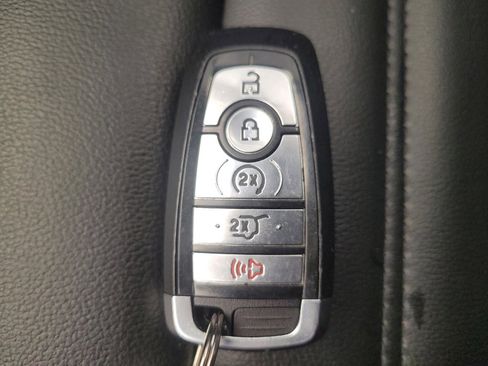 Used 2020 Ford Edge SEL w/ Convenience Package FWD image 32