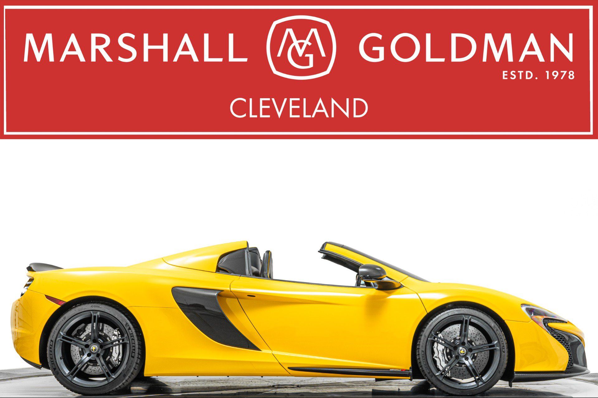 Used 2015 McLaren 650S Spider RWD image 1