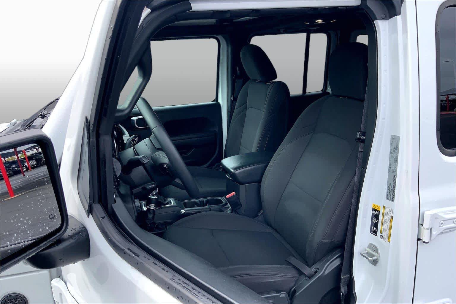 Used 2023 Jeep Wrangler Unlimited Sport AWD/4WD image 8