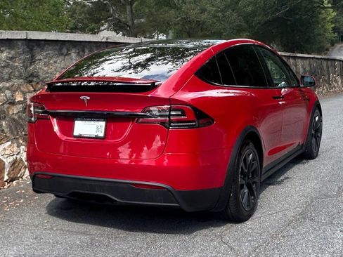 Used 2022 Tesla Model X image 16