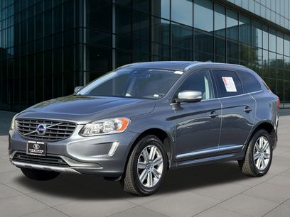 Used 2017 Volvo XC60 T5 Inscription w/ Preferred Option Package