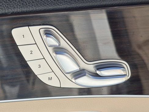 Used 2017 Mercedes-Benz C 300 Sedan image 17