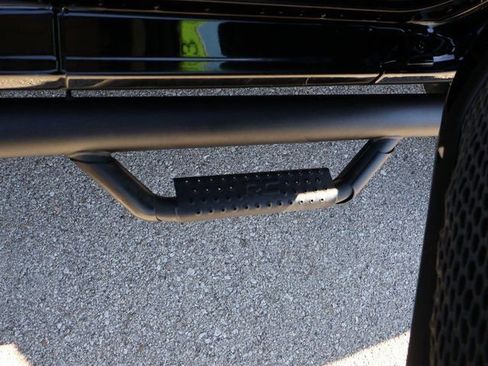 Used 2023 Jeep Gladiator Mojave w/ Cold Weather Group image 11