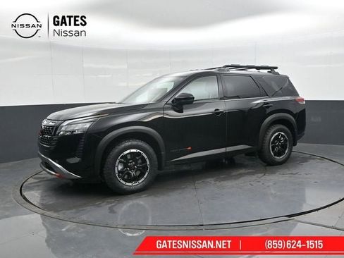 New 2026 Nissan Pathfinder Rock Creek image 7