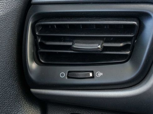 Used 2022 Kia Rio S image 28