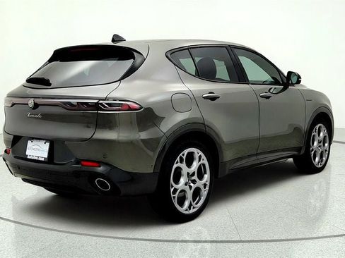 Used 2024 Alfa Romeo Tonale Veloce w/ Active Assist Package AWD/4WD image 5