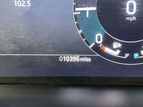 Used 2025 Land Rover Discovery Sport S image 17