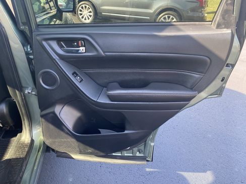 Used 2017 Subaru Forester 2.5i Touring image 24