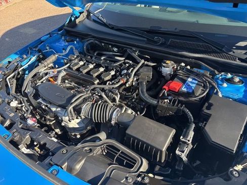 Used 2024 Honda Civic Sport Touring image 5