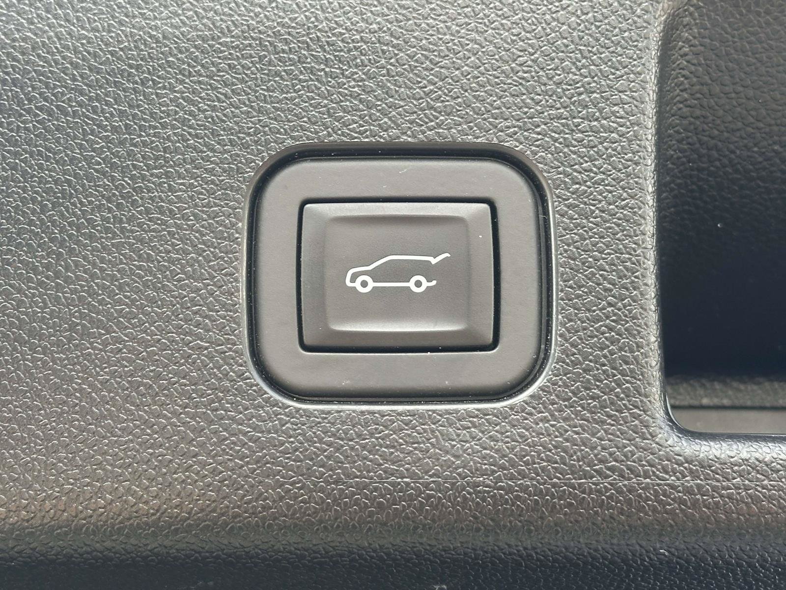 Used 2024 Chevrolet Equinox EV LT FWD image 26
