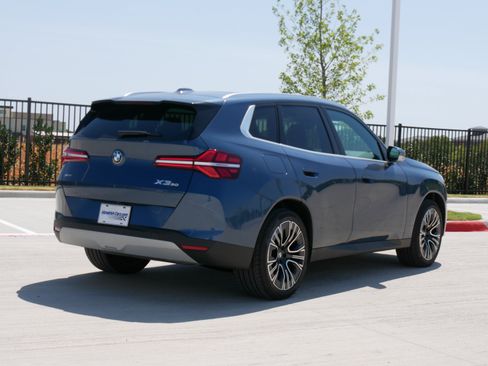 Used 2026 BMW X3 xDrive30i AWD/4WD image 9