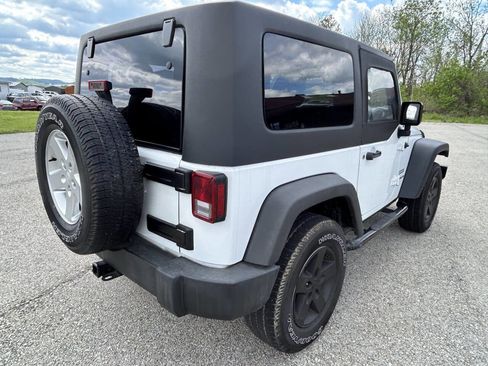 Used 2015 Jeep Wrangler Sport w/ Quick Order Package 23S AWD/4WD image 7