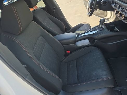 Used 2024 Honda HR-V Sport image 26