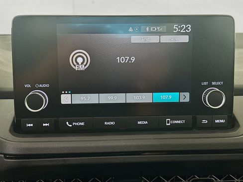 Used 2023 Honda Accord EX image 18