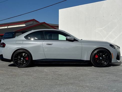 Used 2023 BMW 230i Coupe w/ M Sport Package image 2
