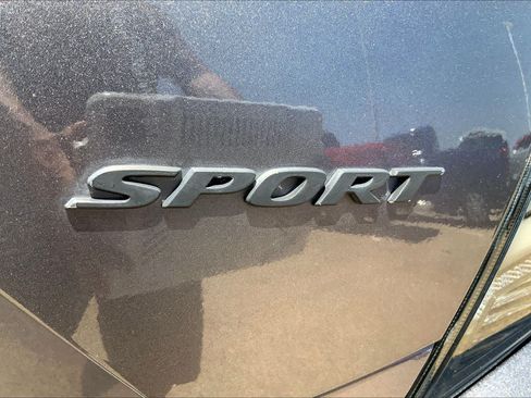 Used 2020 Honda Civic Sport image 10