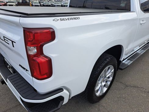Certified 2022 Chevrolet Silverado 1500 RST image 19