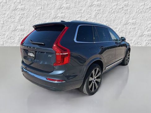 Used 2024 Volvo XC90 B5 Plus image 3