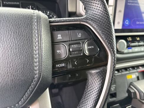 Used 2022 Toyota Tundra Limited AWD/4WD image 25