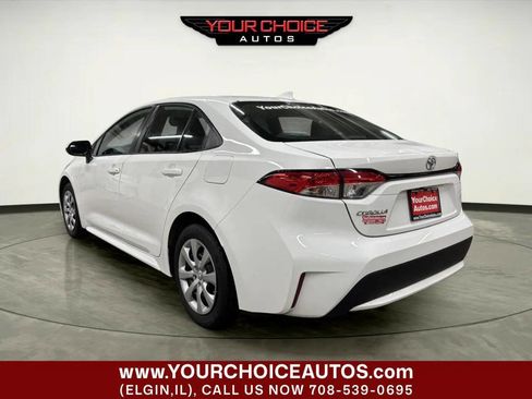 Used 2022 Toyota Corolla LE FWD image 3