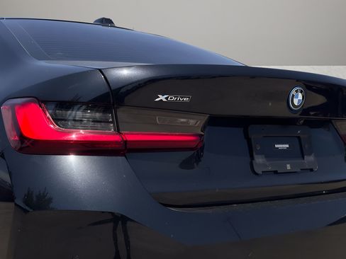 Used 2023 BMW 330e xDrive w/ Premium Package AWD/4WD image 26