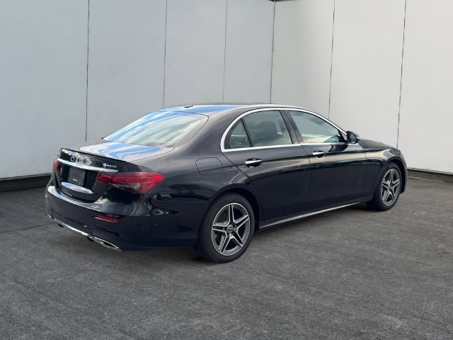 Used 2023 Mercedes-Benz E 350 4MATIC Sedan image 5