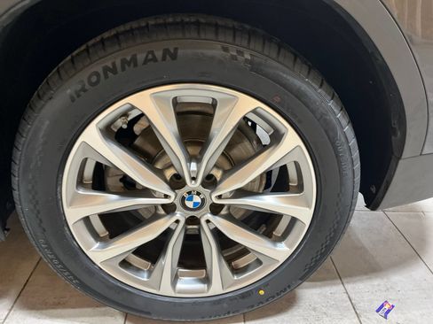 Used 2019 BMW X3 sDrive30i w/ Premium Package RWD image 12